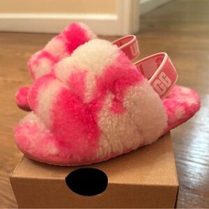 Uggs T Fluff Yeah Slide Kids Size 9
